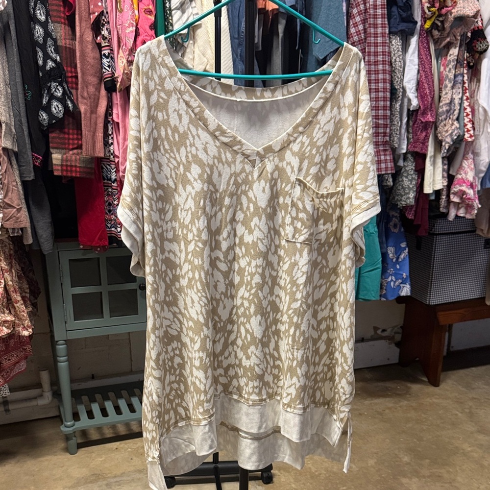 JODIFL Cream and Tan Patterned Tunic